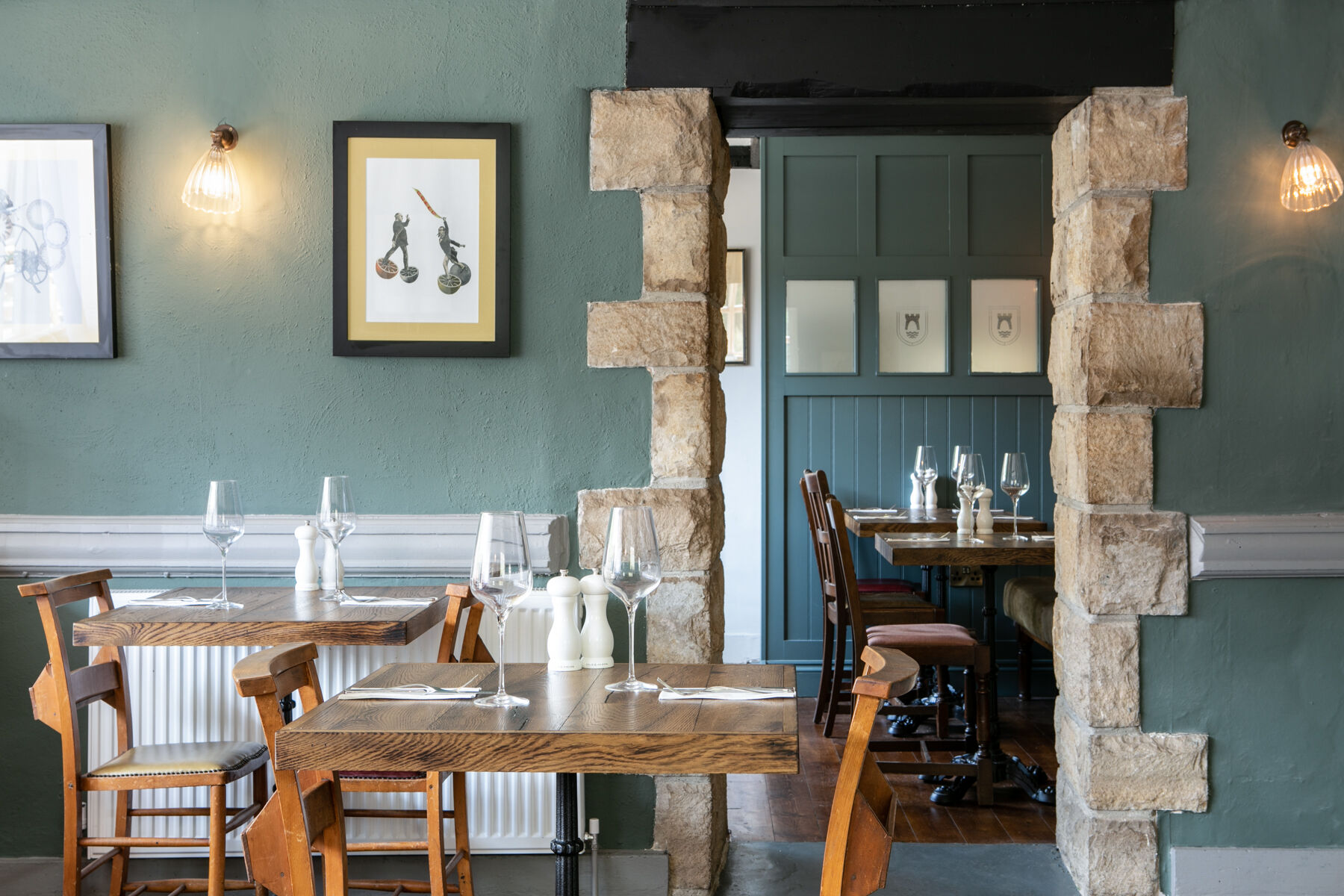 The Castle Inn before and after