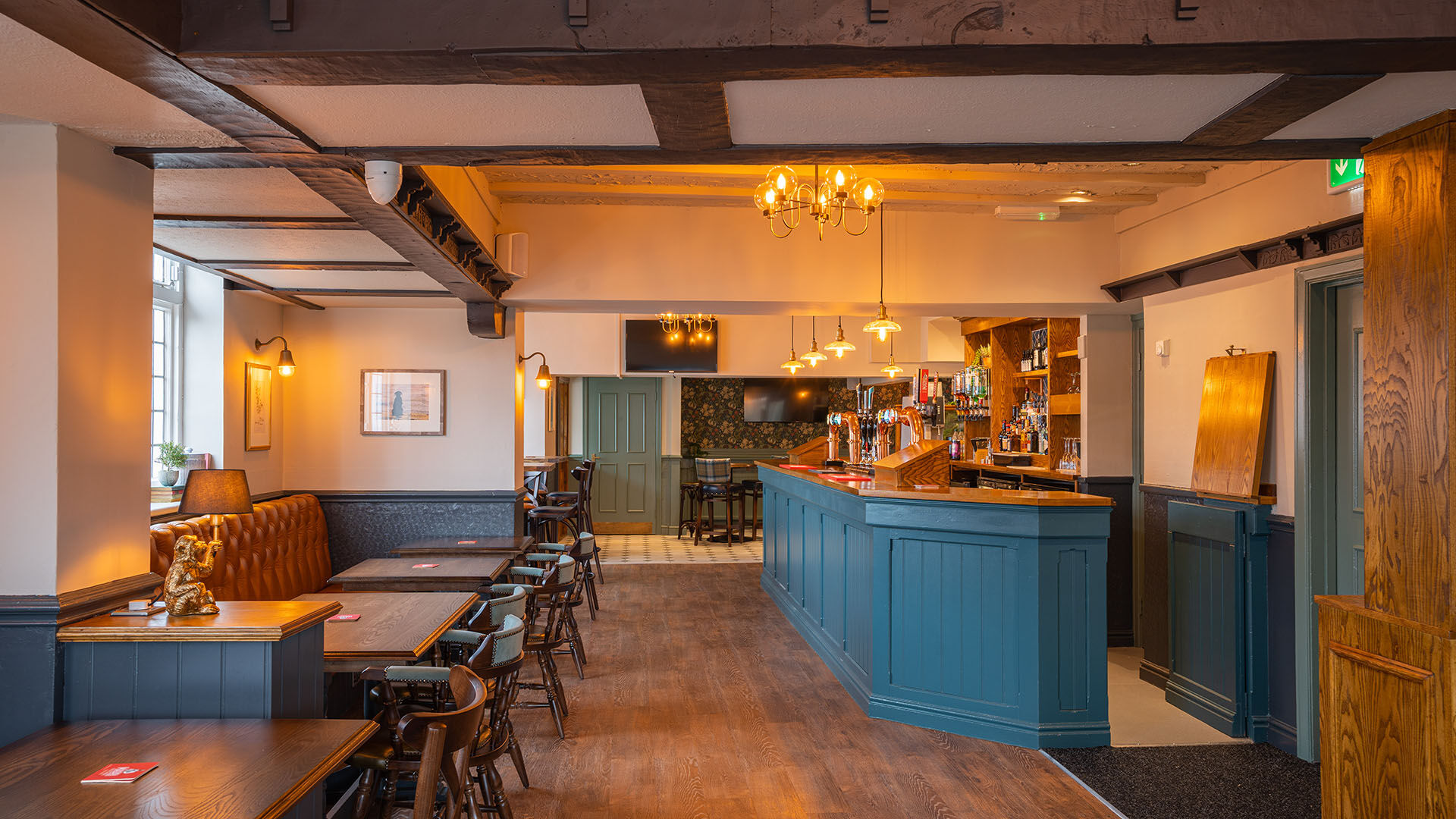 Transformation of the bar area