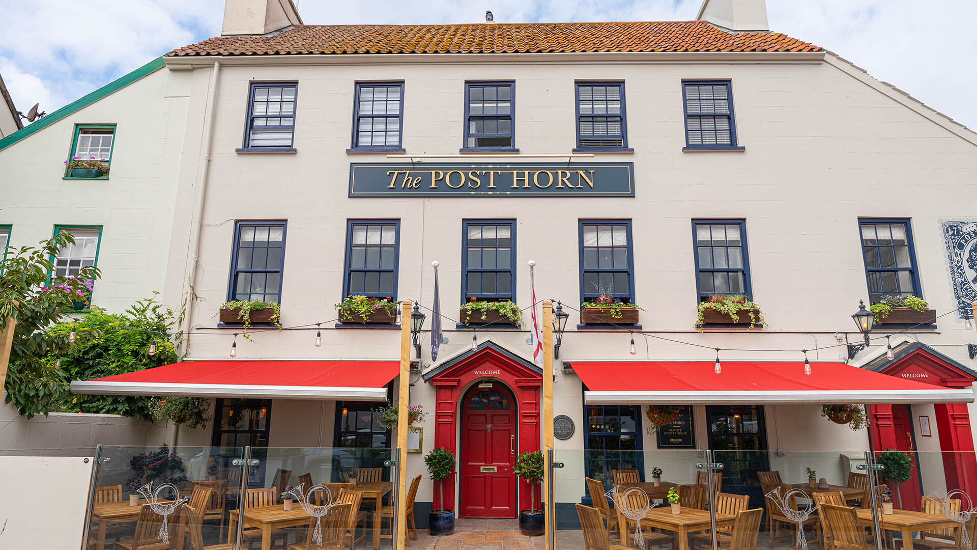 Post horn pub in jersey exterior