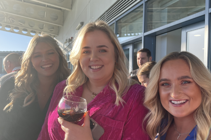 Doncaster Christmas Jumper Day at the Racecourse