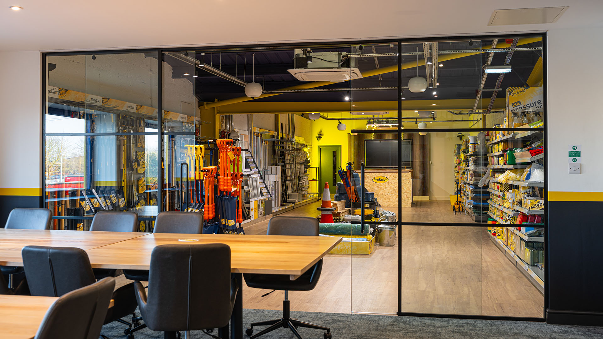 Prosolve showroom and boardroom refurbishment