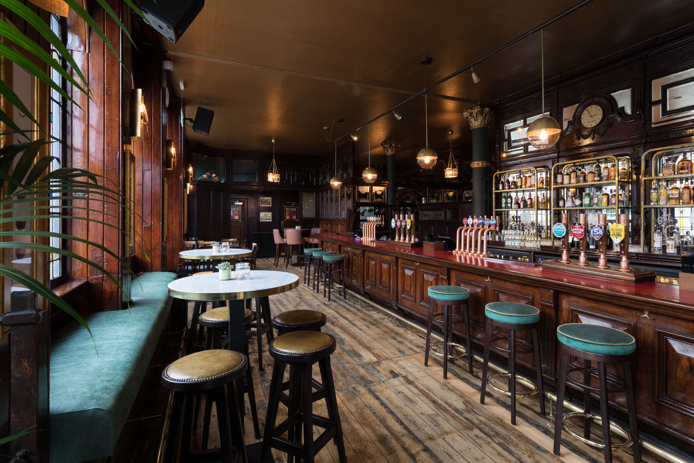 The Half Moon, Herne Hill - Fire place