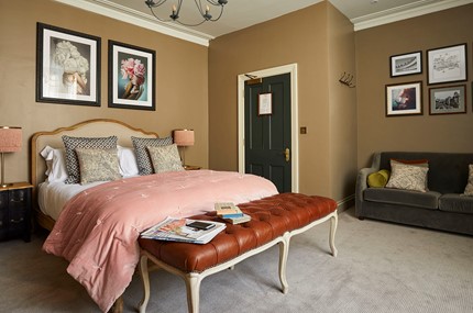 The Crown Inn bedroom