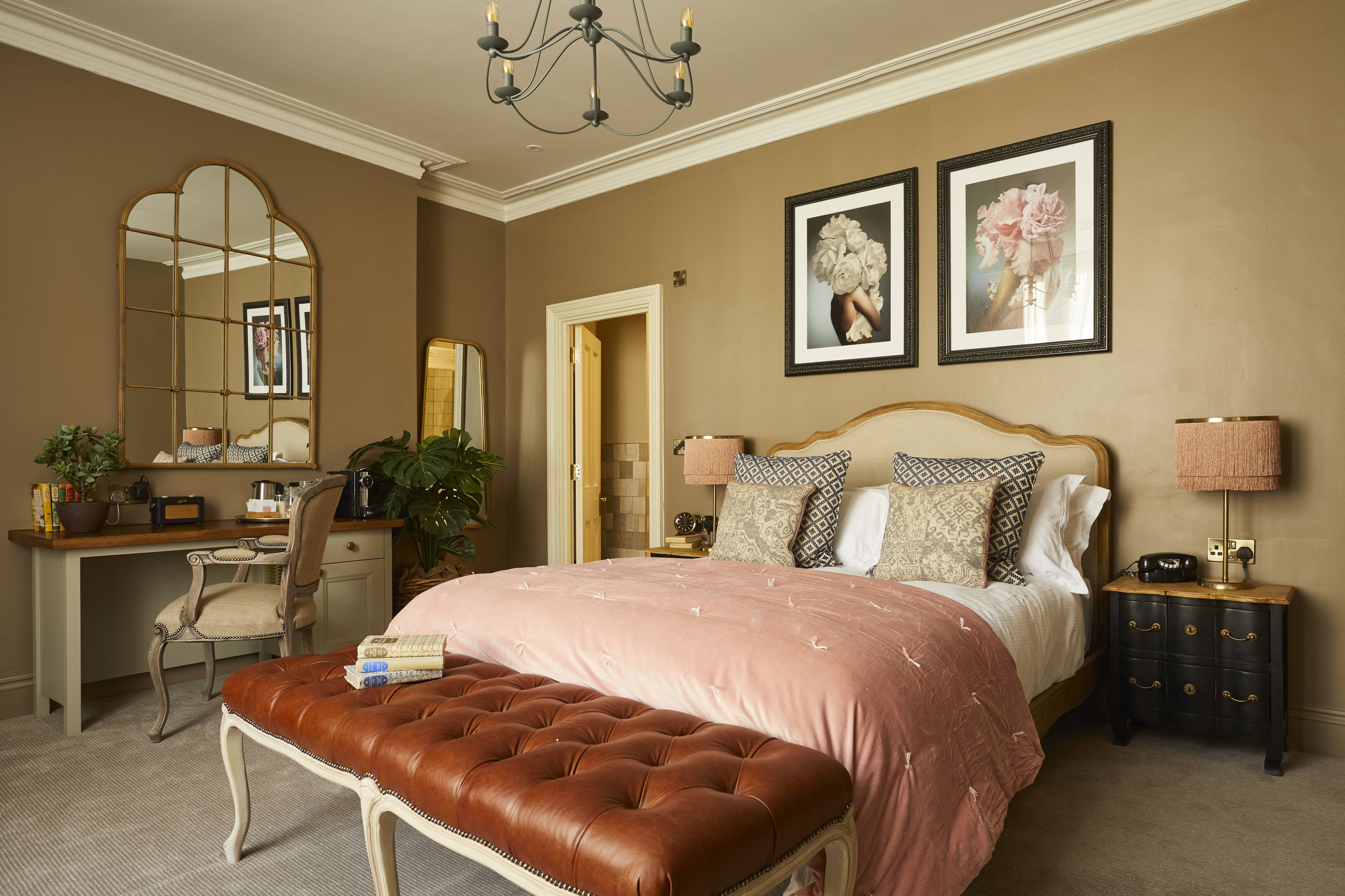Classic Bedroom at broad Street townhouse in Bath