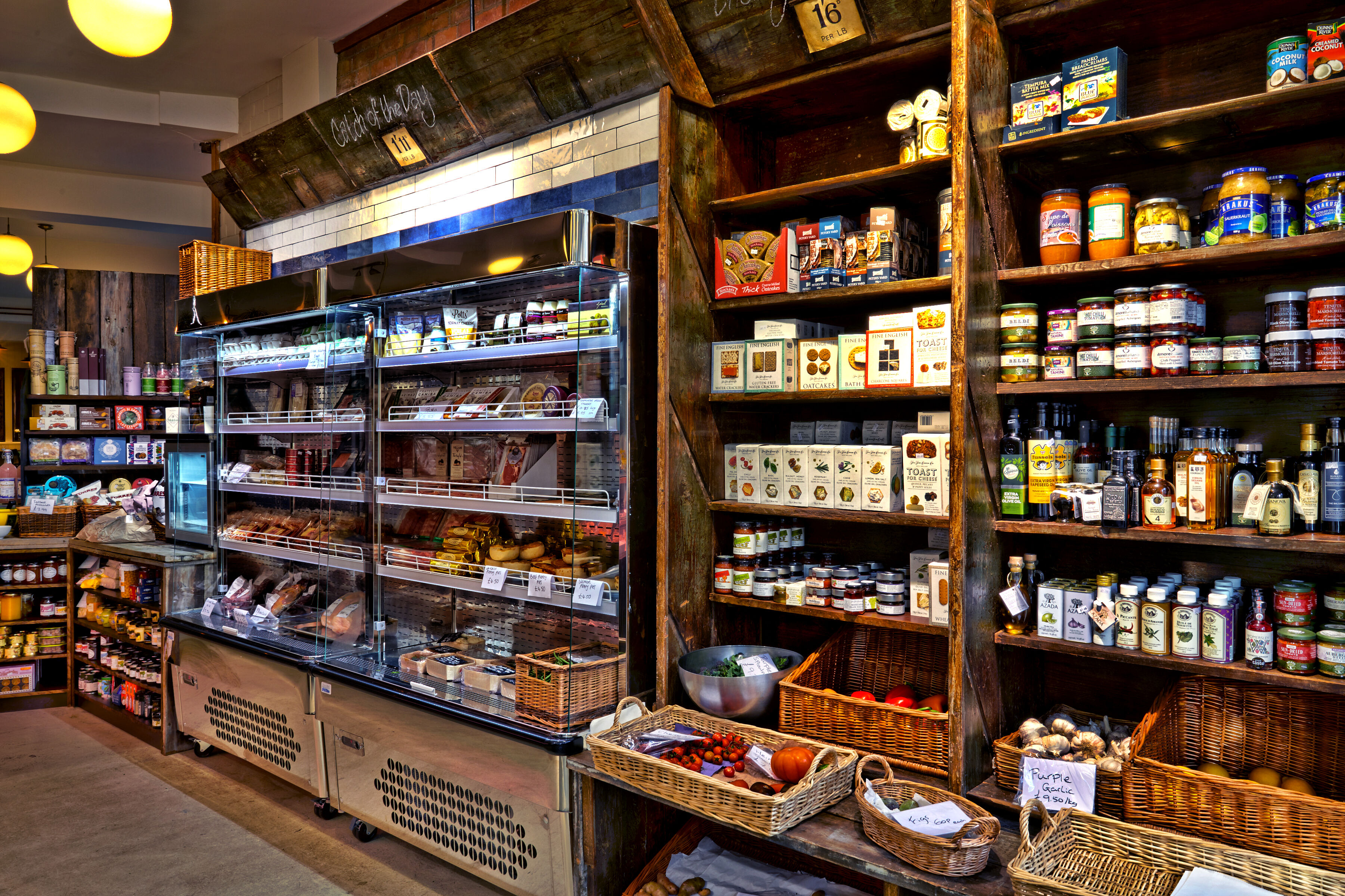 Williams food hall display shelving 