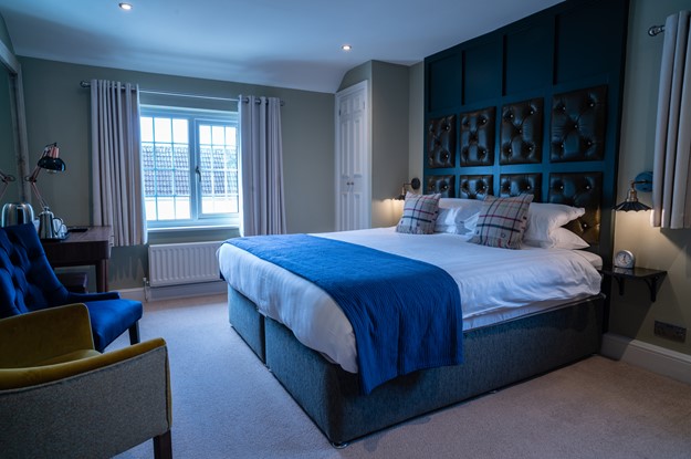The Carpenters Arms - double bedroom