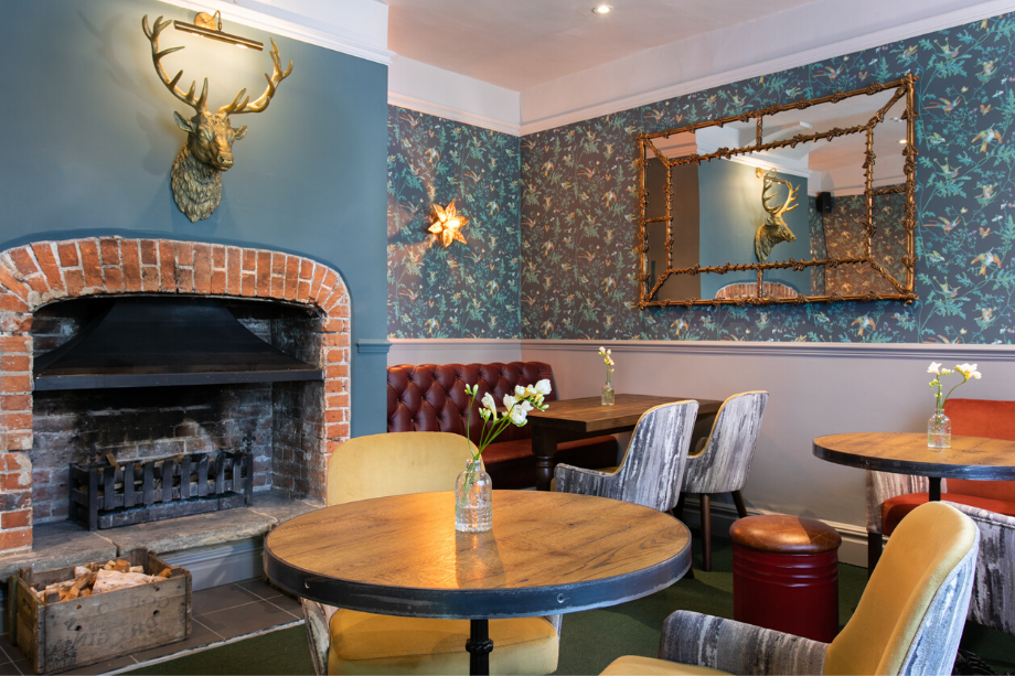 The Dundas Arms before and after 