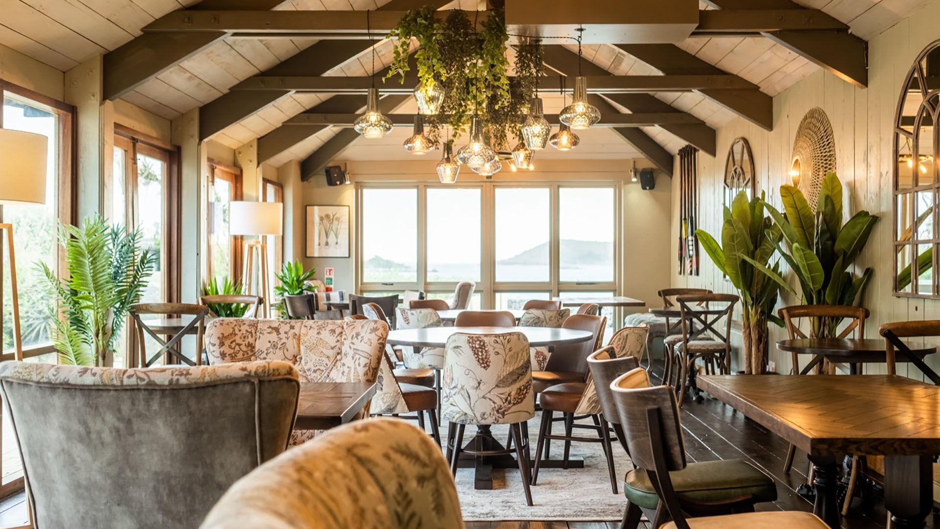 Post horn pub in jersey exterior