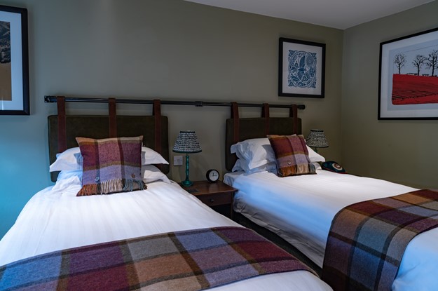 The Carpenters Arms - twin bedroom 