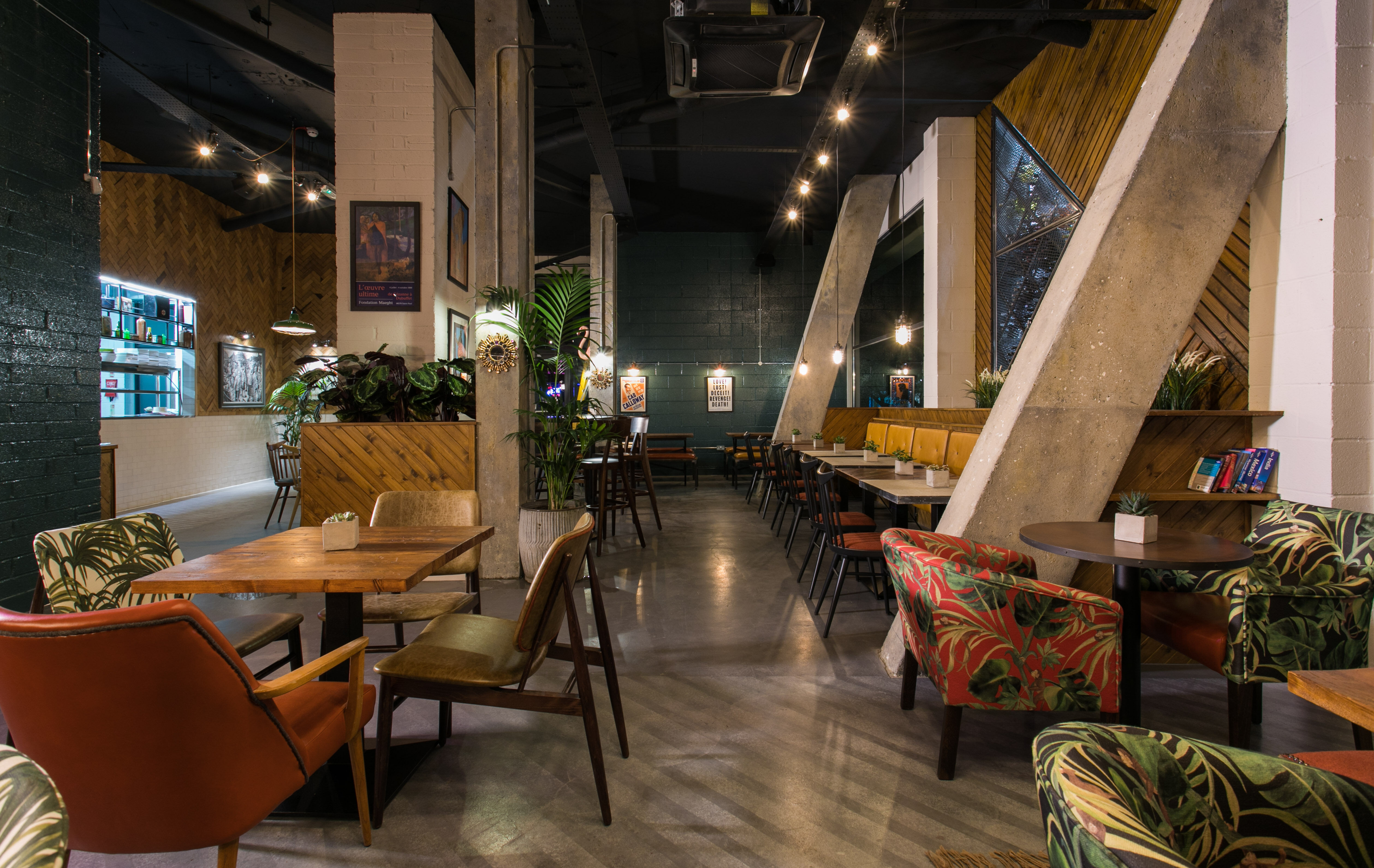 Leadbelly's Bar & Kitchen before and after