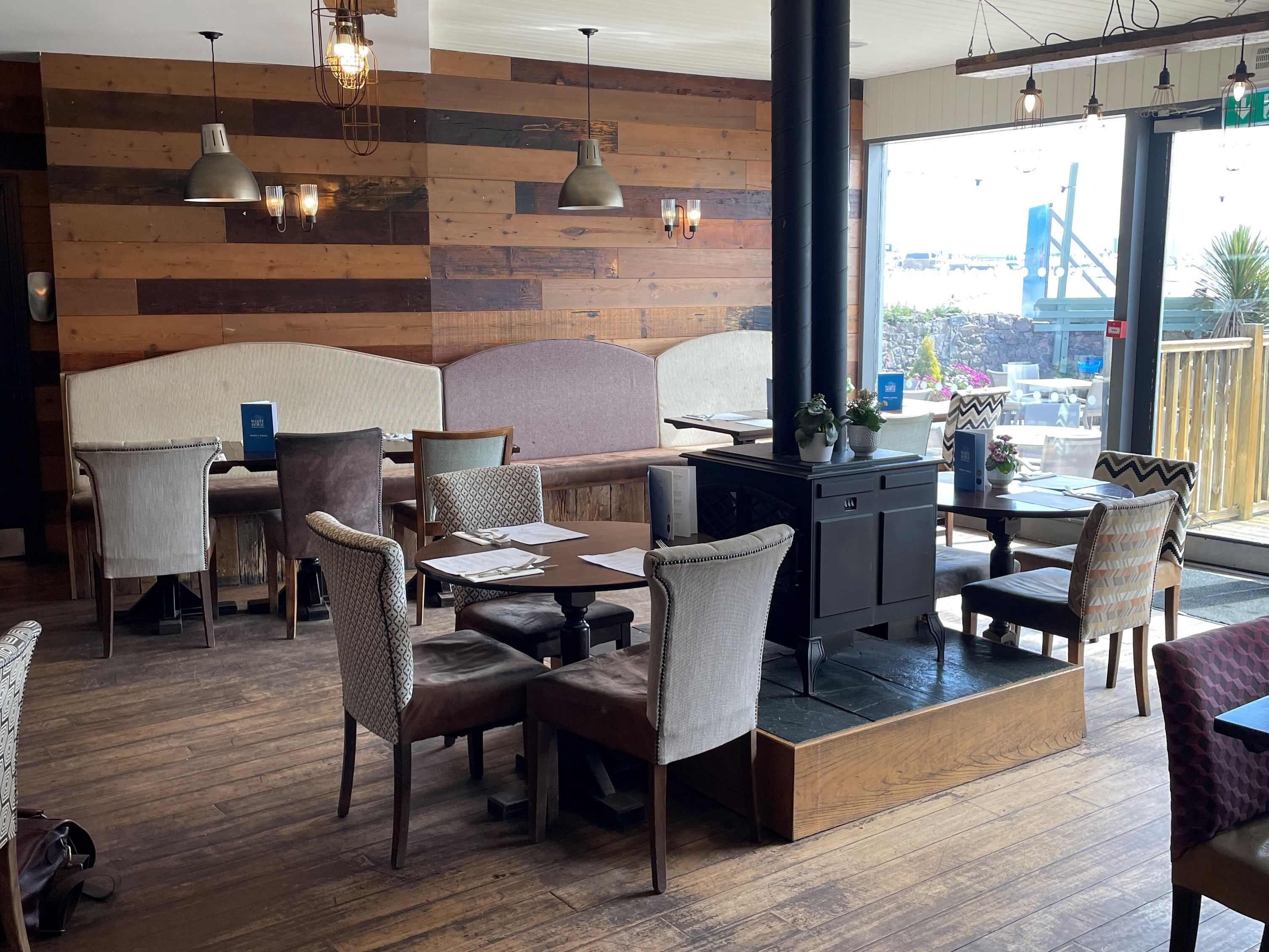 before and after of restaurant 