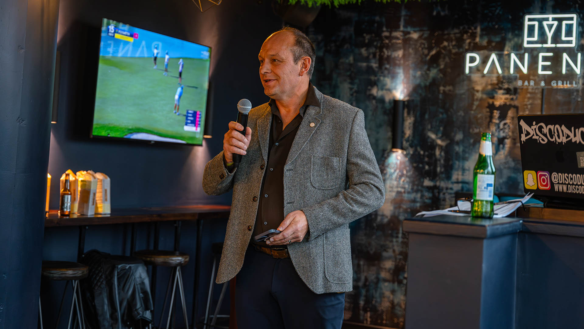 Richard giving his speech