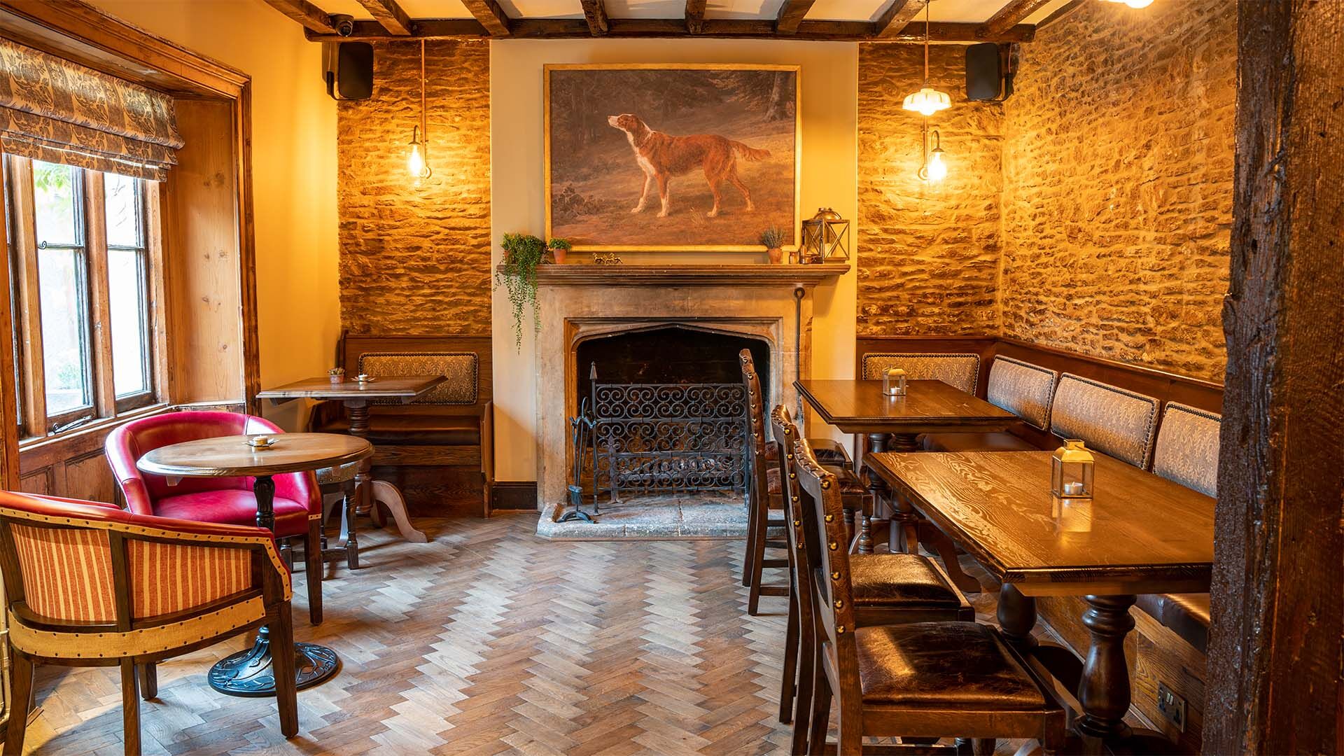 The Eliot arms pub interior