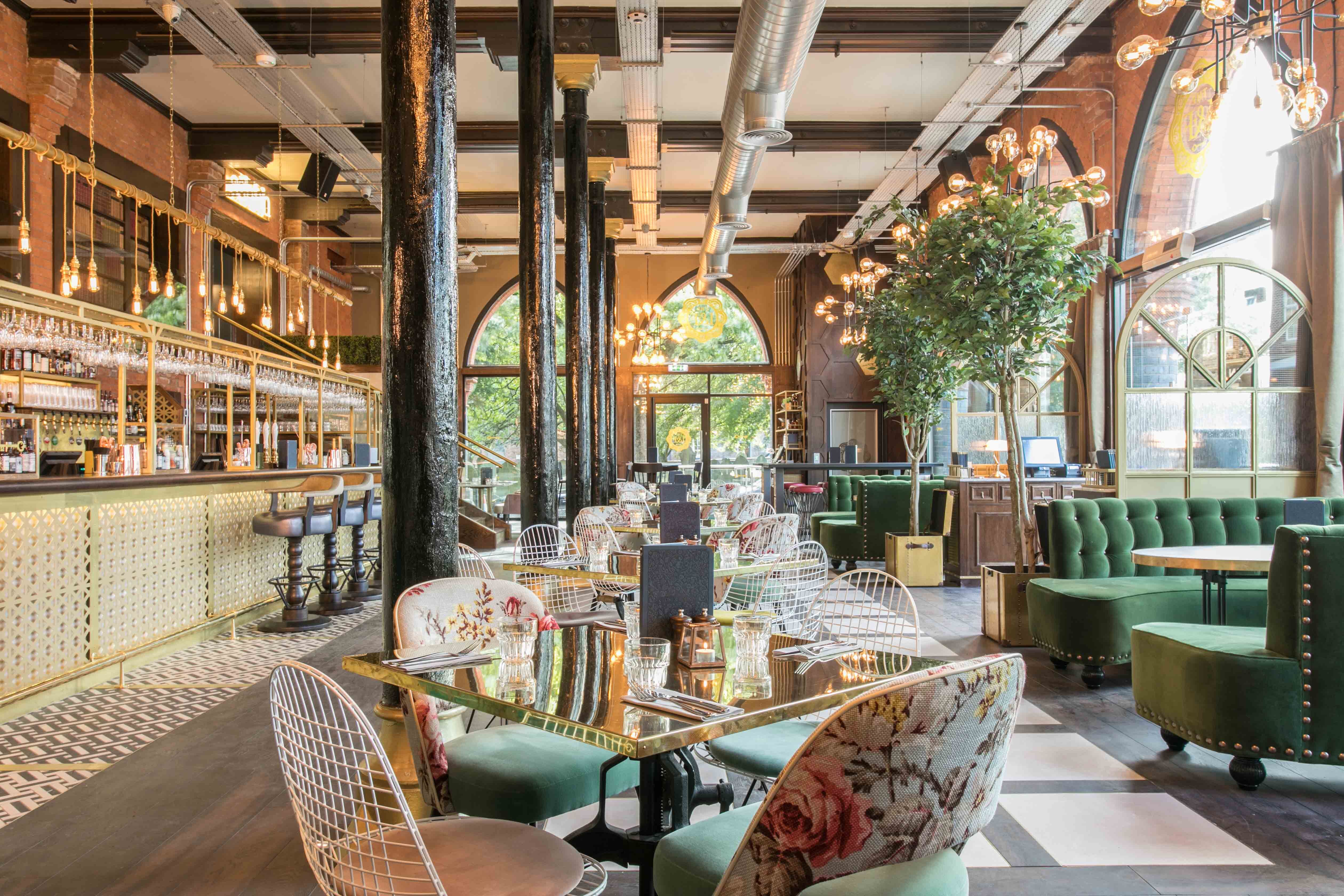 Lost & Found Knutsford - External