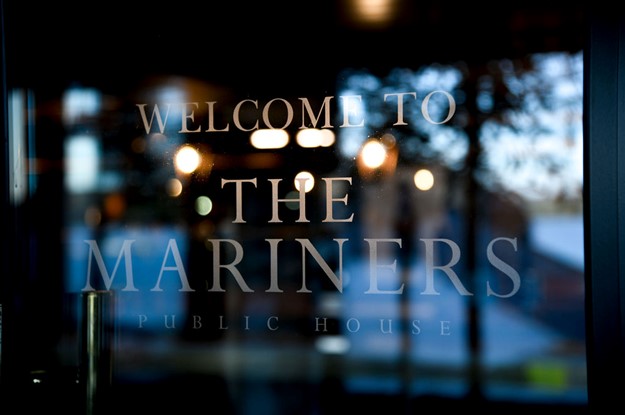 The Mariners sign